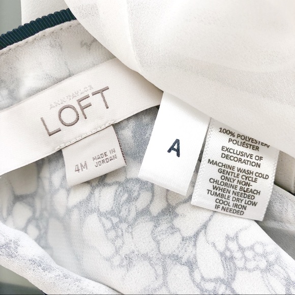 Ann Taylor Loft Blue Cream Floral Cap Sleeve Dress - Picture 4 of 4